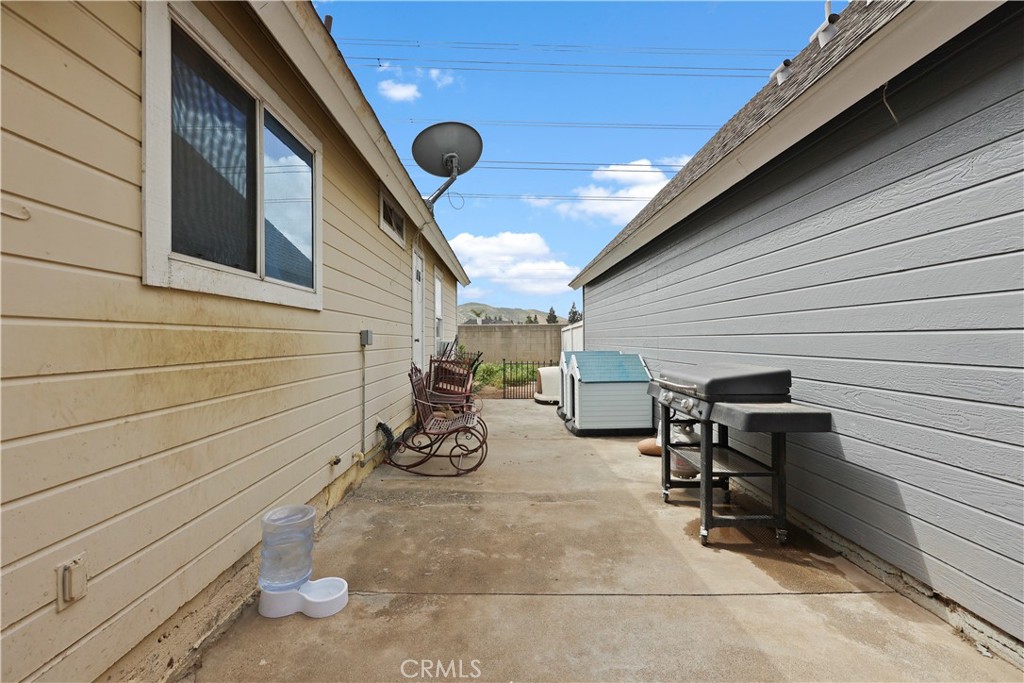 14515 Woodland Drive 8