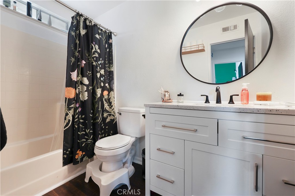 14515 Woodland Drive 8