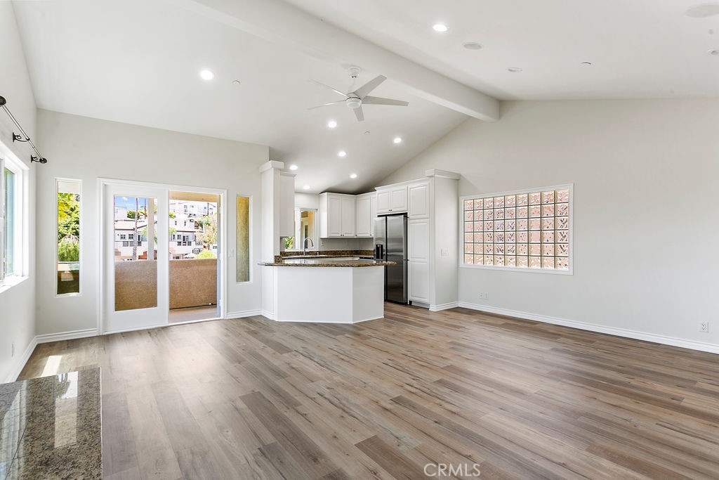 33912 Violet Lantern Street