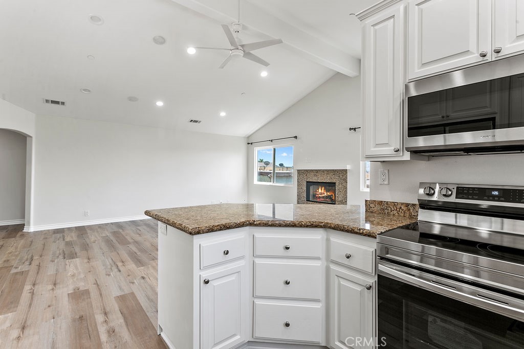 33912 Violet Lantern Street