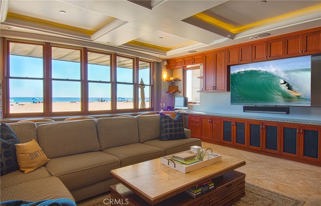 3204 W Oceanfront