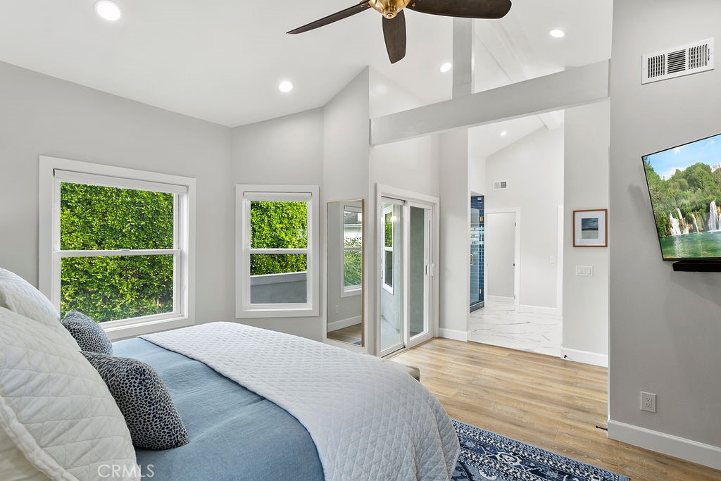 1603 Sea Horse Circle