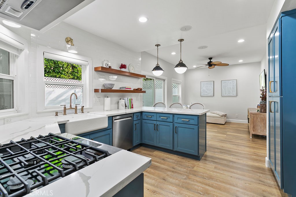 1603 Sea Horse Circle