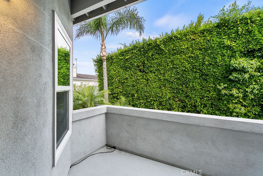 1603 Sea Horse Circle