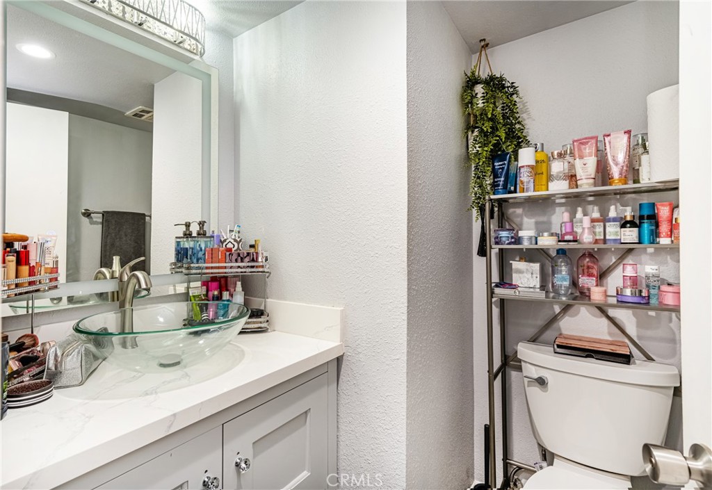 23416 Wagon Trail Road