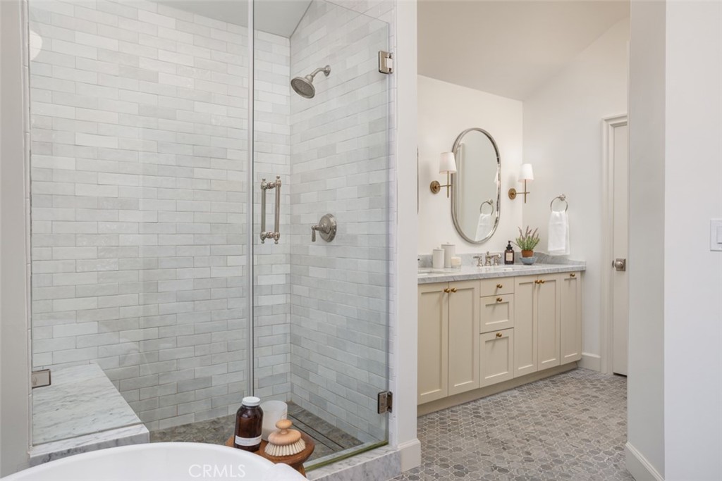 201 Costa Mesa Street