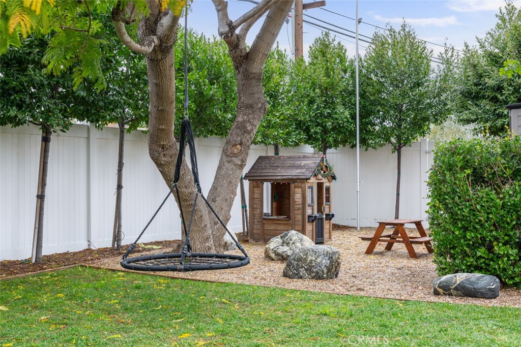 201 Costa Mesa Street