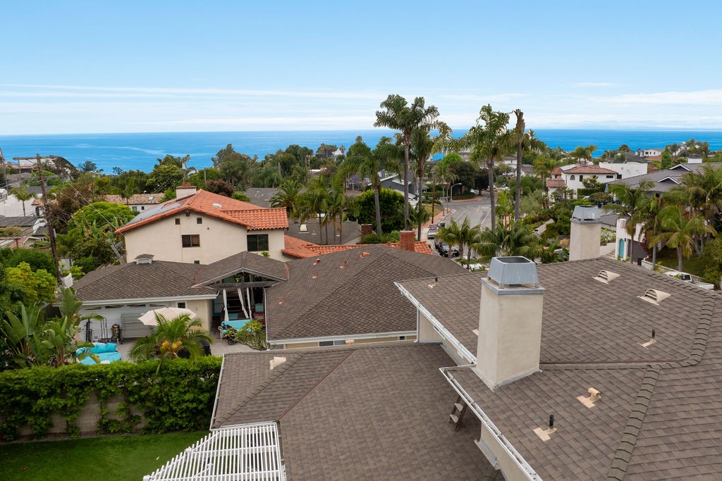 211 W Paseo De Cristobal