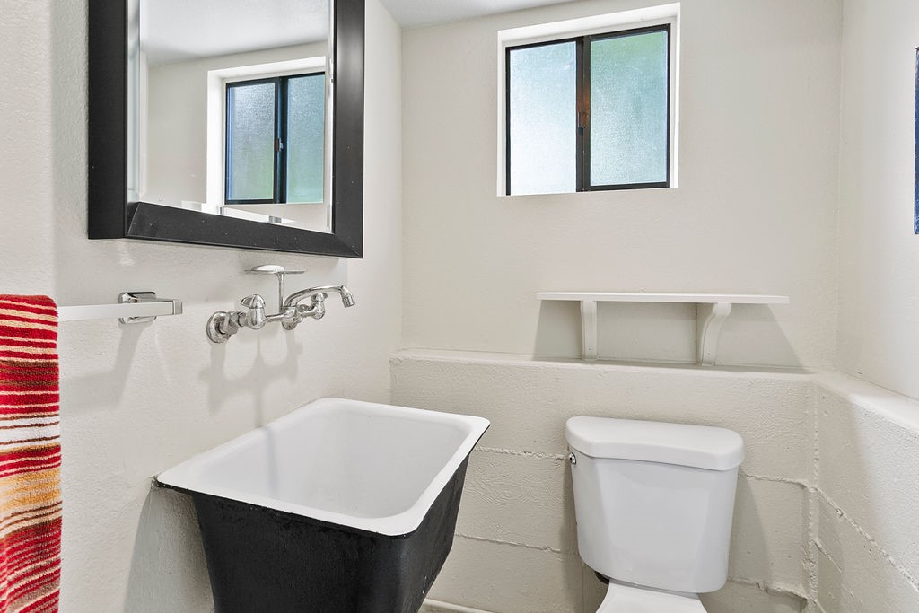 211 W Paseo De Cristobal