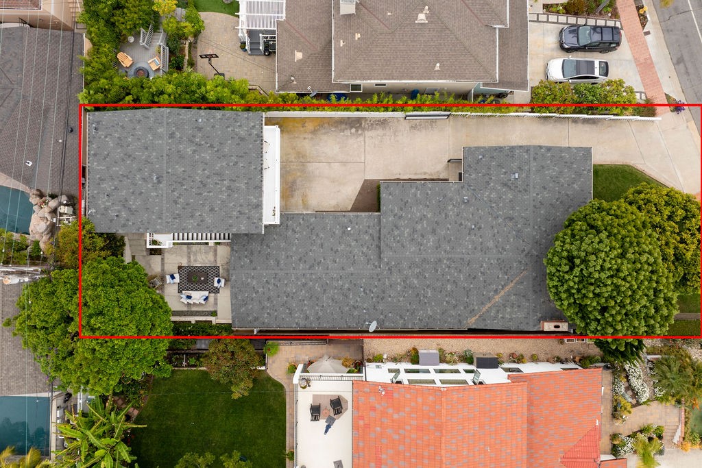 211 W Paseo De Cristobal