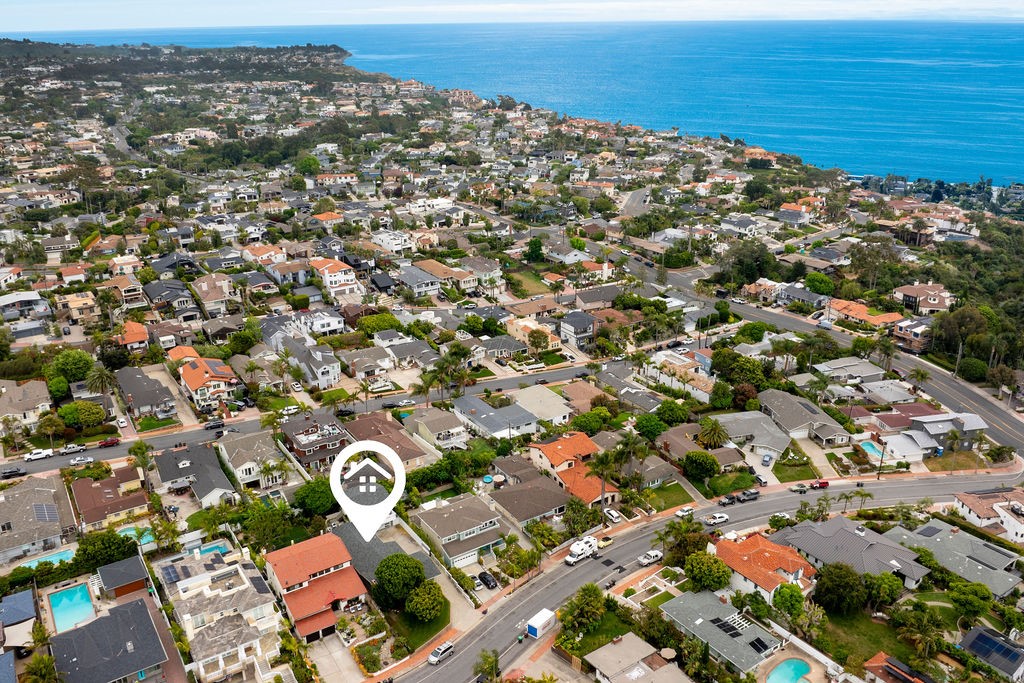 211 W Paseo De Cristobal