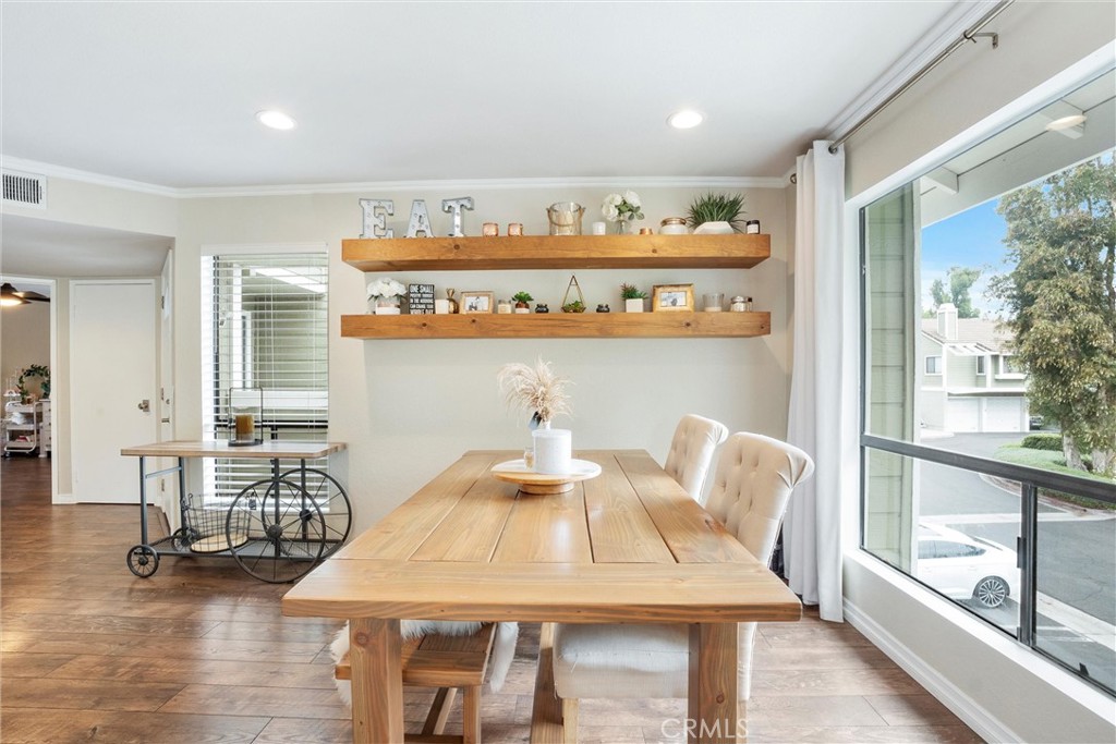 31 Hollyhock Lane 232