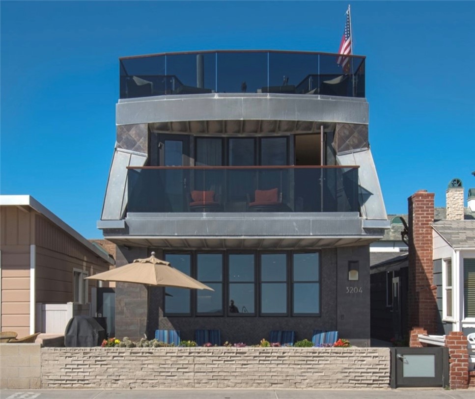 3204 W Oceanfront