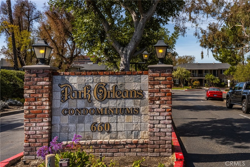 660 S Glassell Street 79