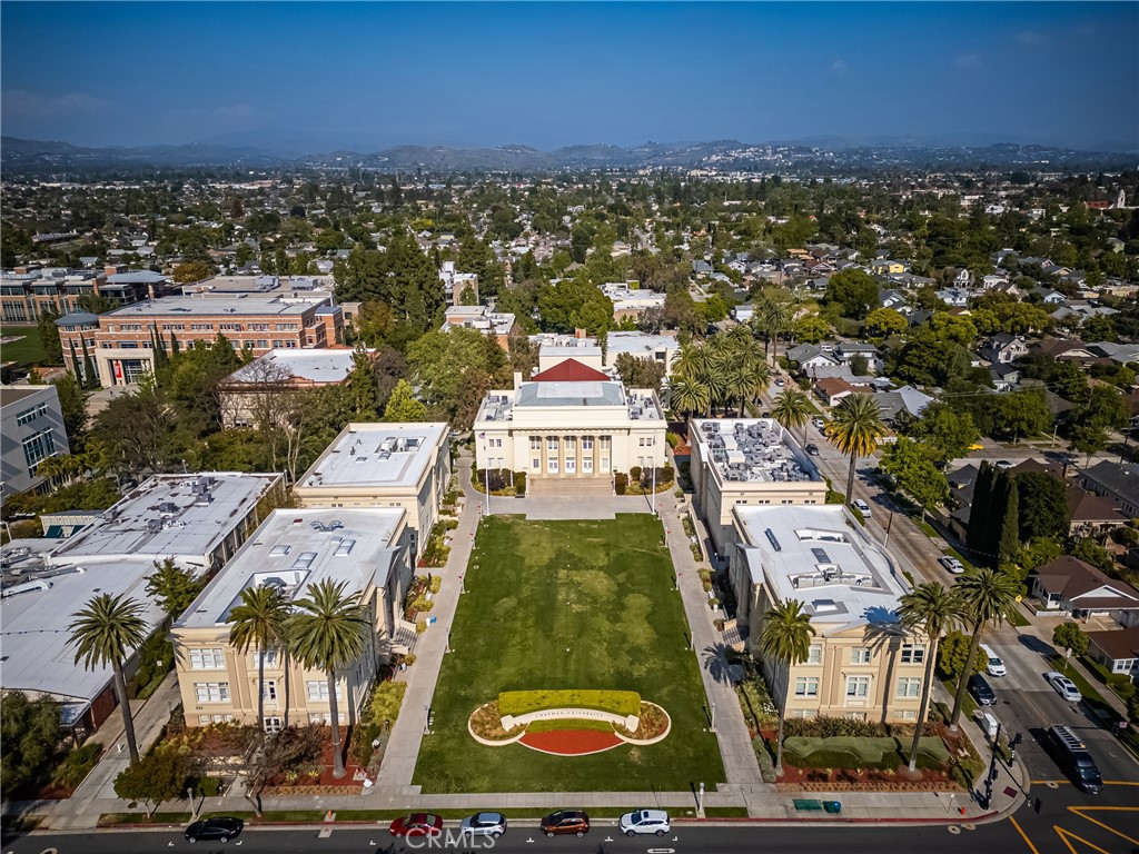 660 S Glassell Street 79