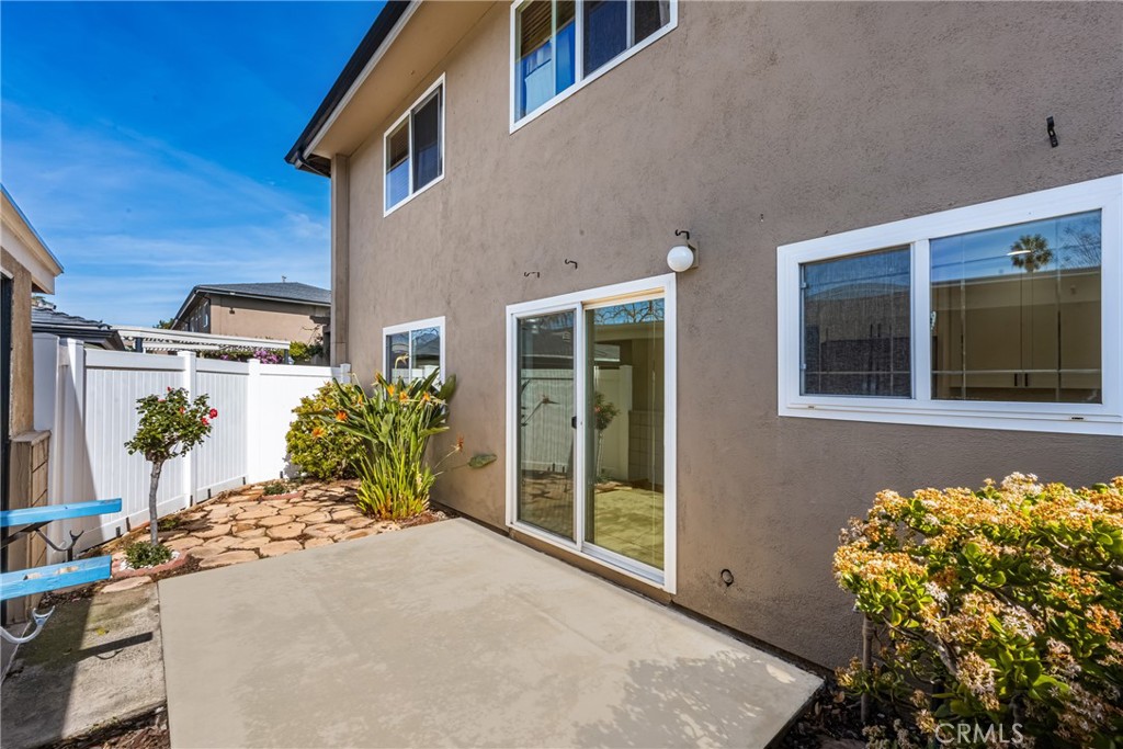 660 S Glassell Street 79