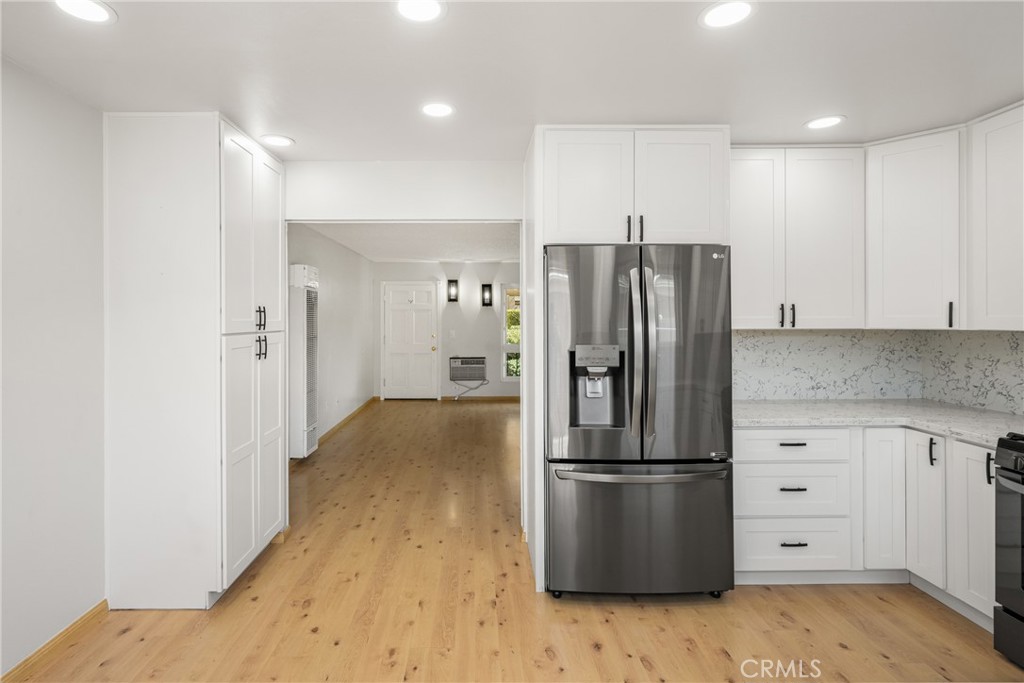 660 S Glassell Street 79