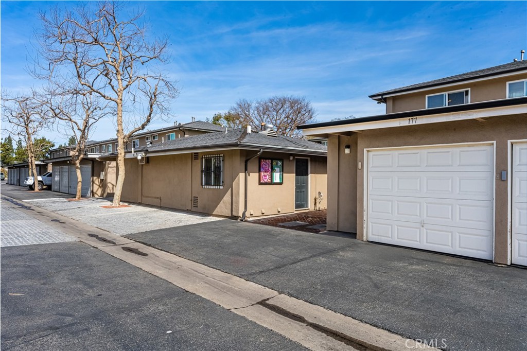 660 S Glassell Street 79