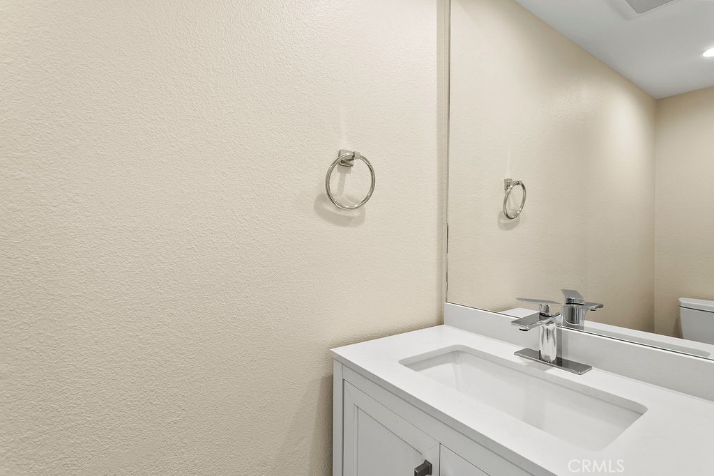 1002 Nancy Lane 1002