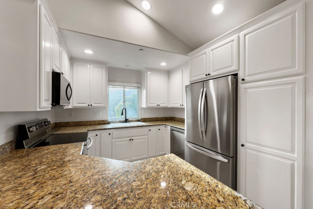 33912 Violet Lantern Street A