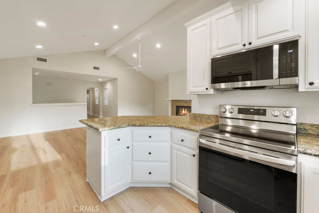 33912 Violet Lantern Street A