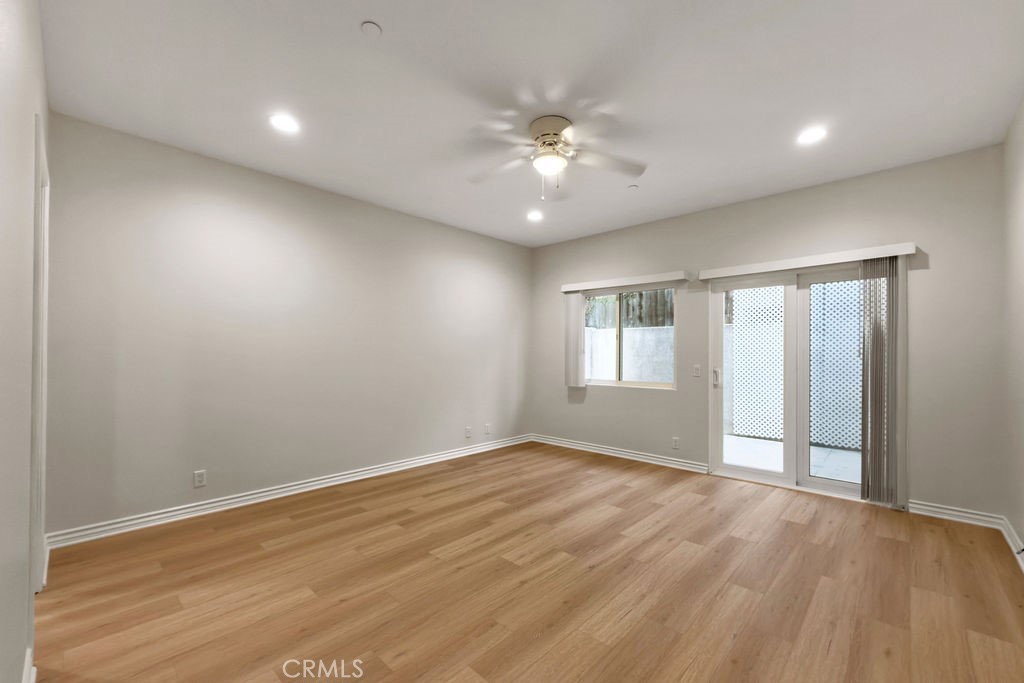 33912 Violet Lantern Street A