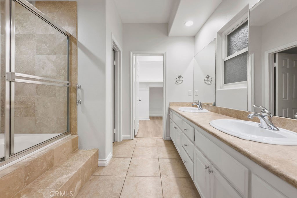 33912 Violet Lantern Street A