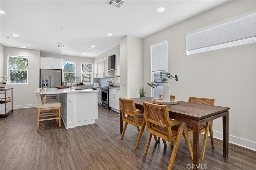 1678 Topanga