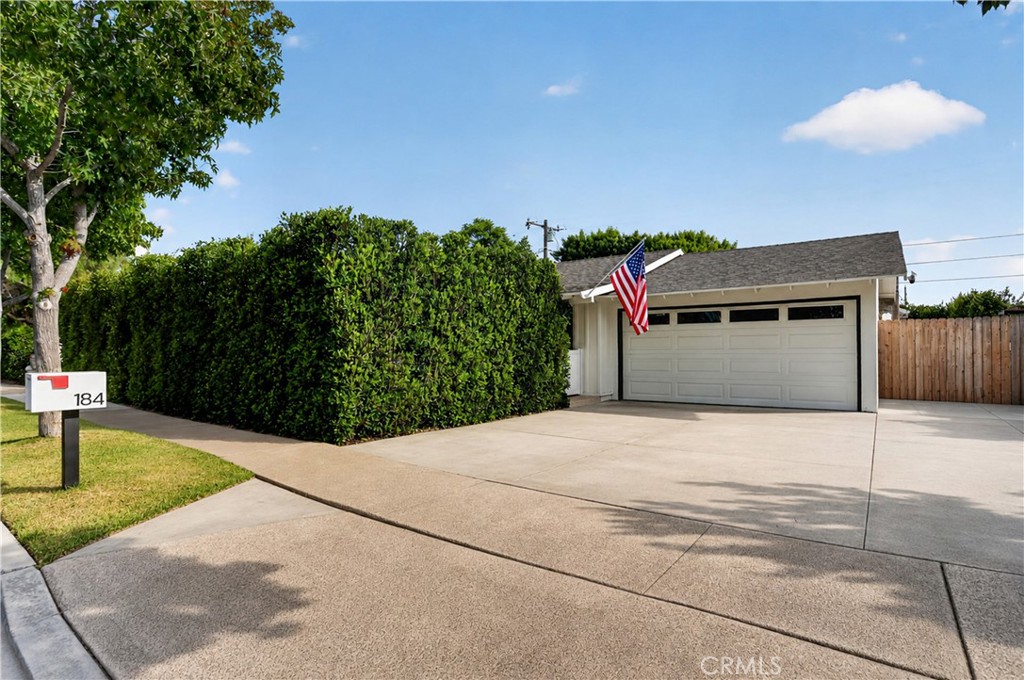 184 E Bay