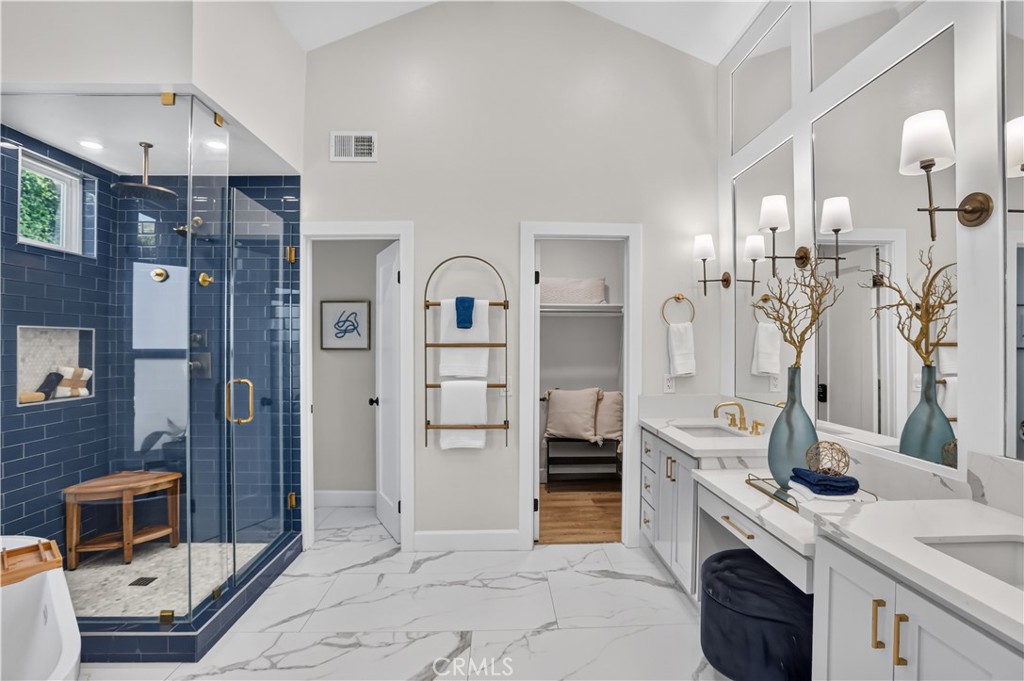 1603 Sea Horse Circle