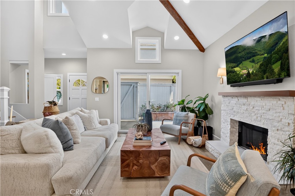 1603 Sea Horse Circle