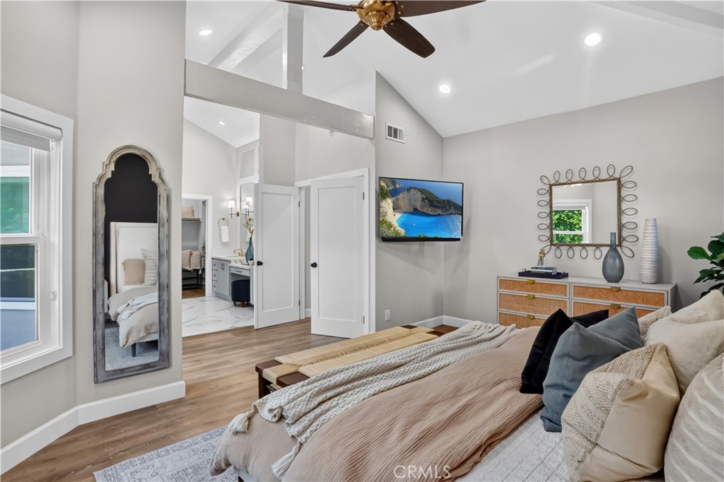 1603 Sea Horse Circle