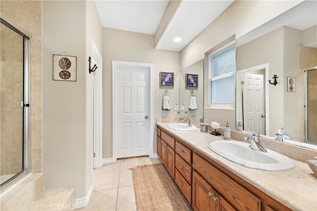 33912 Violet Lantern Street