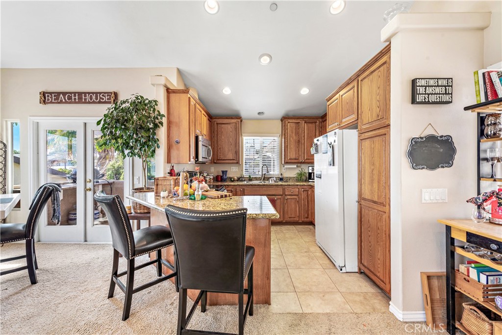 33912 Violet Lantern Street