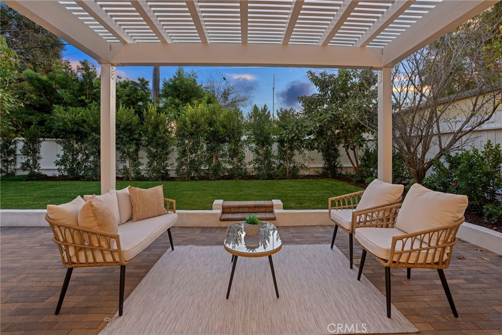 211 Monte Vista Avenue