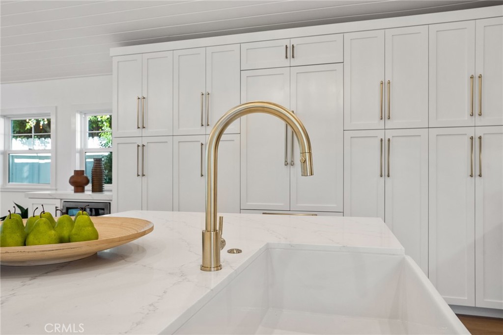 211 Monte Vista Avenue