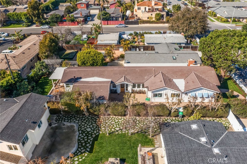 211 Monte Vista Avenue