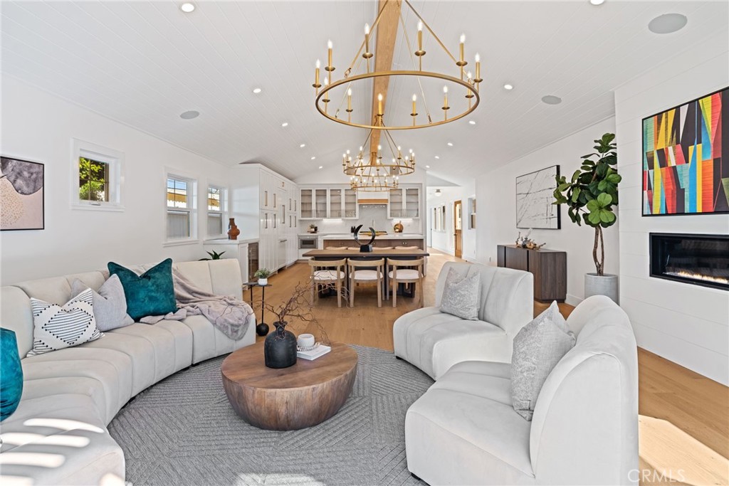 211 Monte Vista Avenue