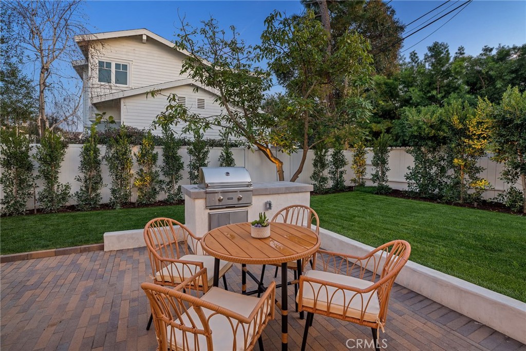 211 Monte Vista Avenue