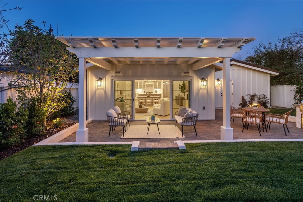 211 Monte Vista Avenue