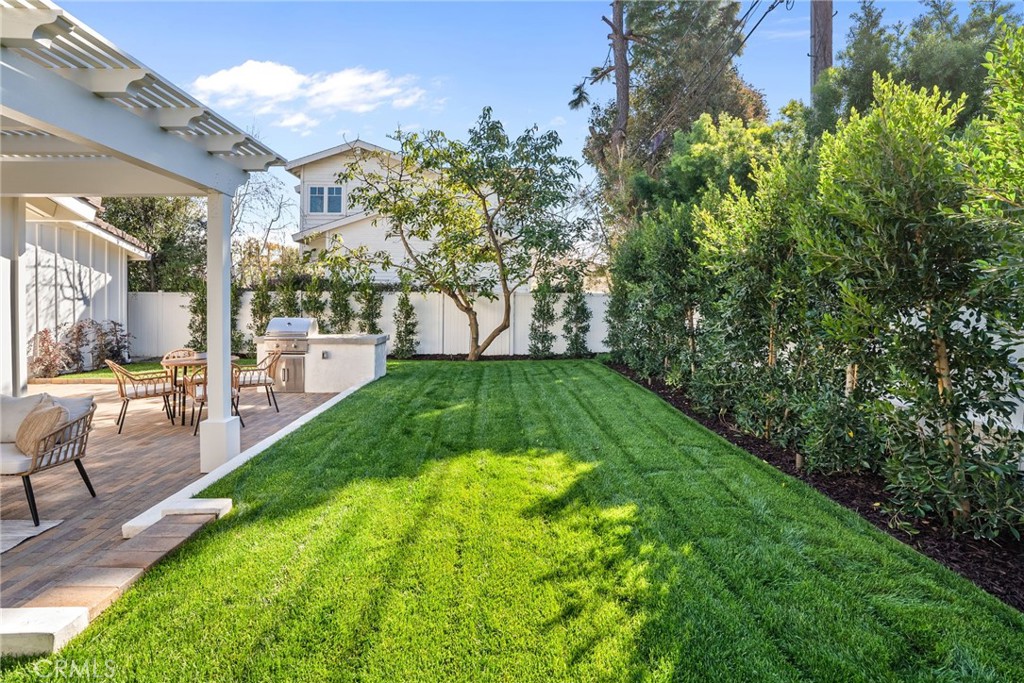 211 Monte Vista Avenue