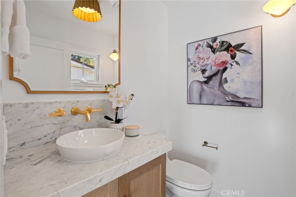 211 Monte Vista Avenue