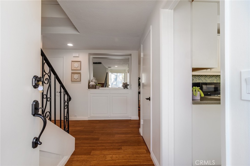 2516 University Drive