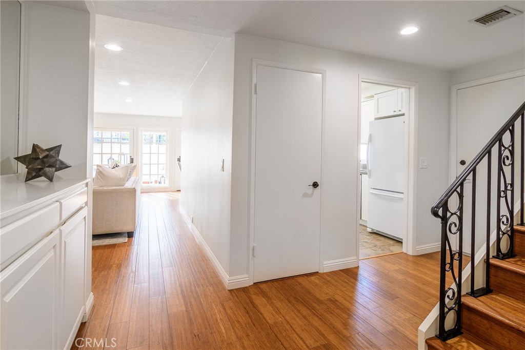 2516 University Drive