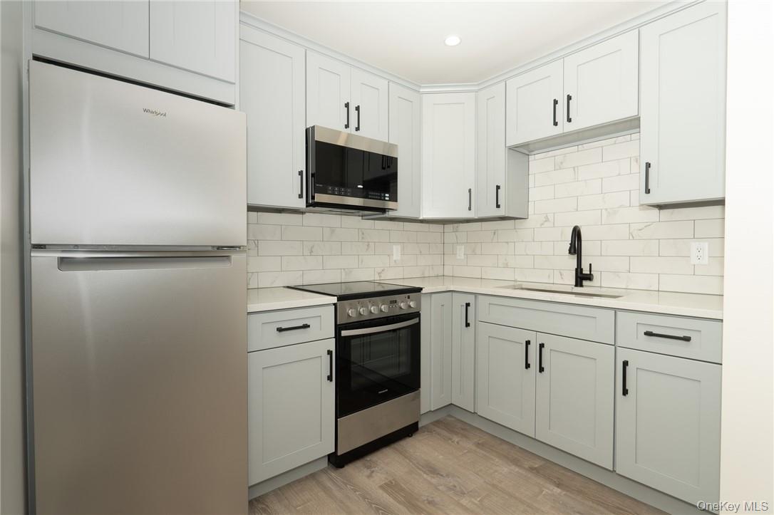 220 Walsh Avenue Unit: 3