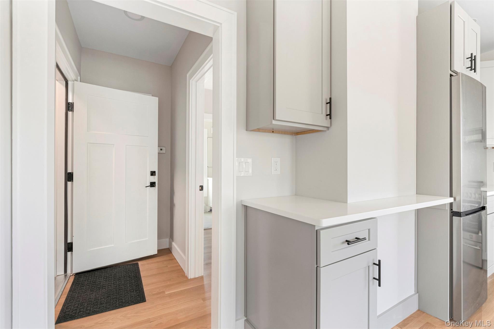 12 Oakland Unit: 1
