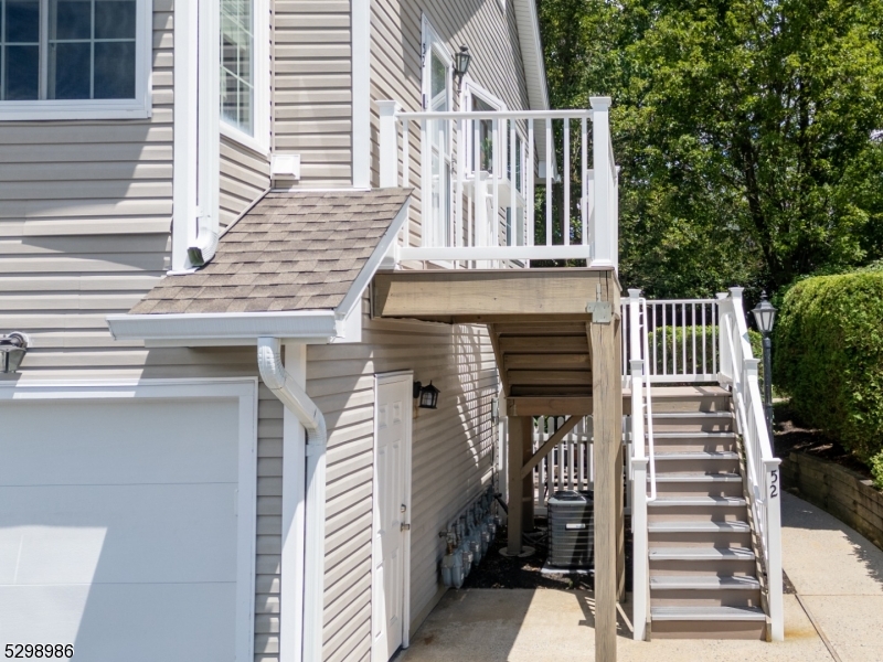52 Morgan Ct