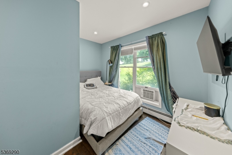 17 Grandview Ter