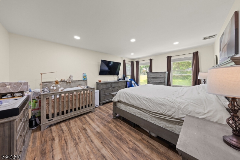 17 Grandview Ter