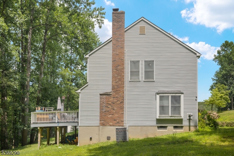 17 Grandview Ter